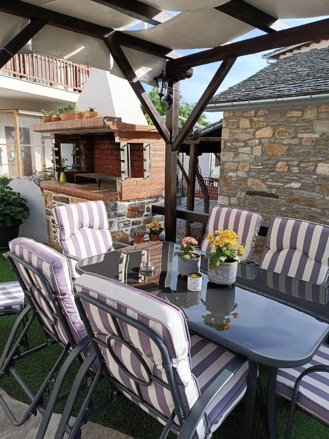 Venus Guesthouse Портариа Екстериор снимка