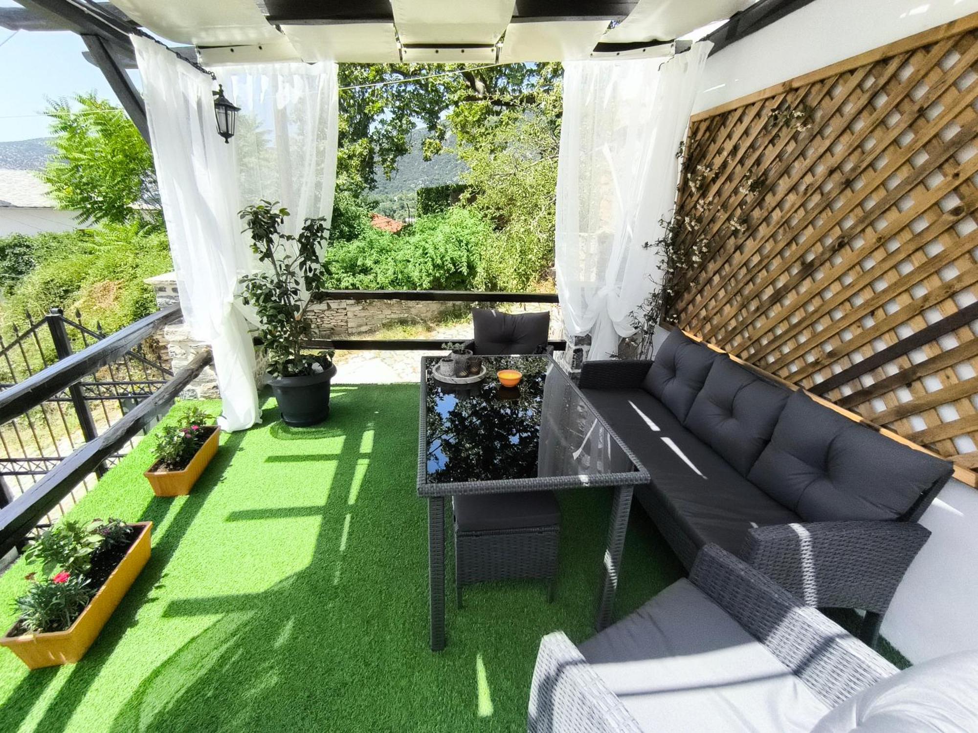 Venus Guesthouse Портариа Екстериор снимка